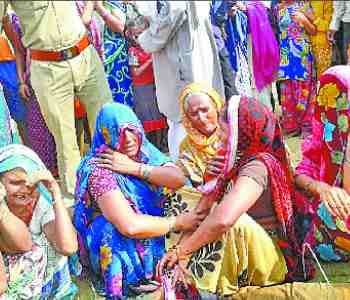 Bayf officer killed, the bodies thrown into the canal