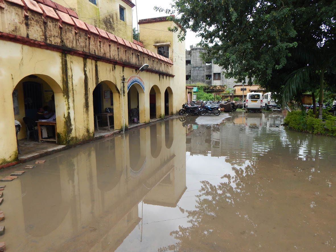 2 ghanton ki barish me jaljamav