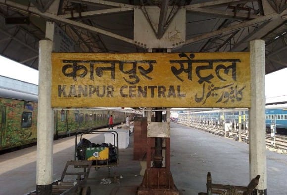 illegal vendors cast robbery three trains kanpur