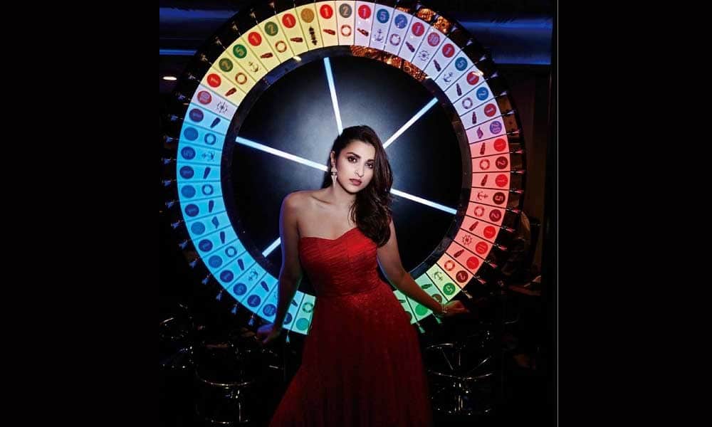 Hot Photo shoot Of Parineeti For Magezine