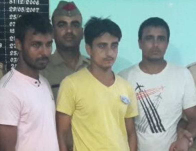 Travelers who steal goods Dbache
