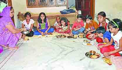 Navratri as a goddess worshiped on the eighth fed girls