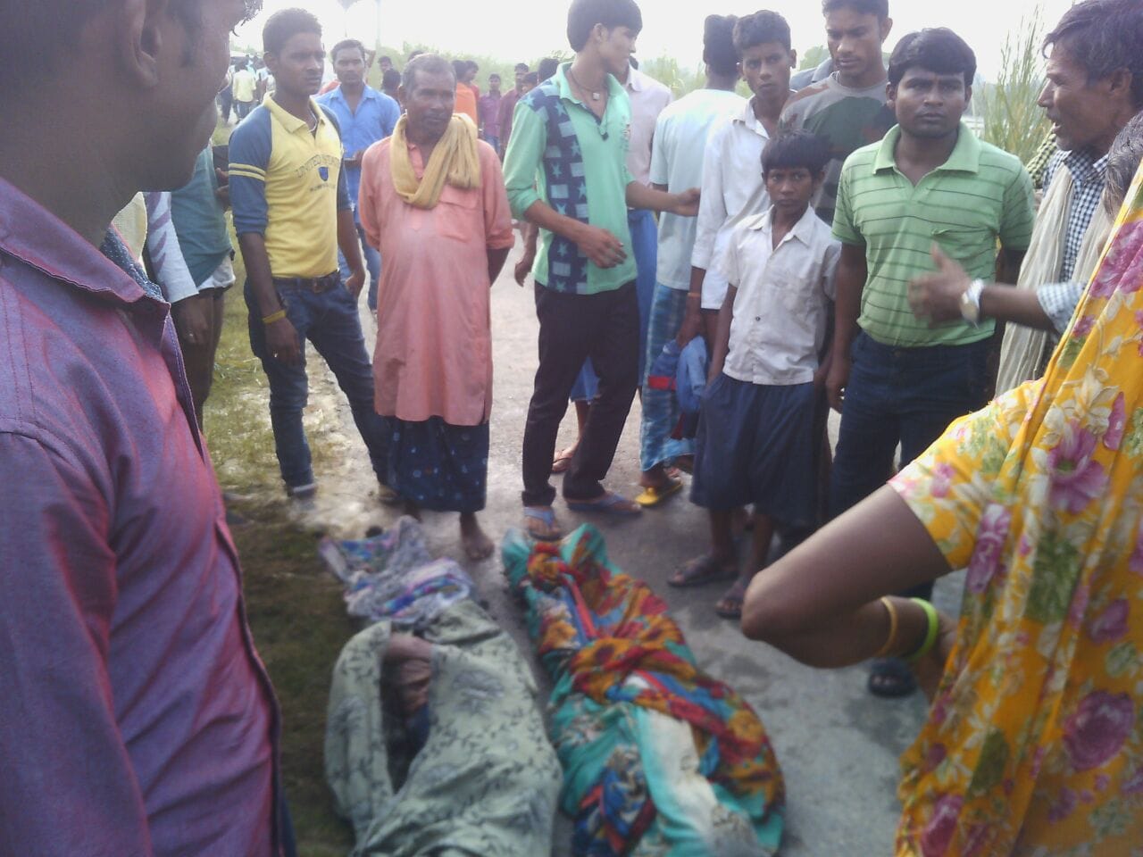 Ghazipur : river bridge collapse capacitance Bolero, 9 killed