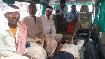 Mayawati's party workers van collided with truck 1 killed, 20 injured