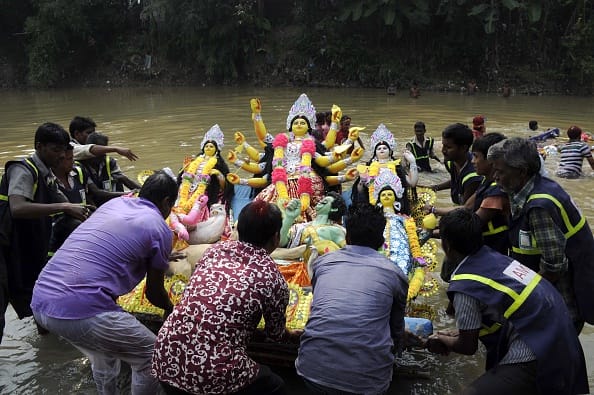 why hindu god and goddess immerse in water 