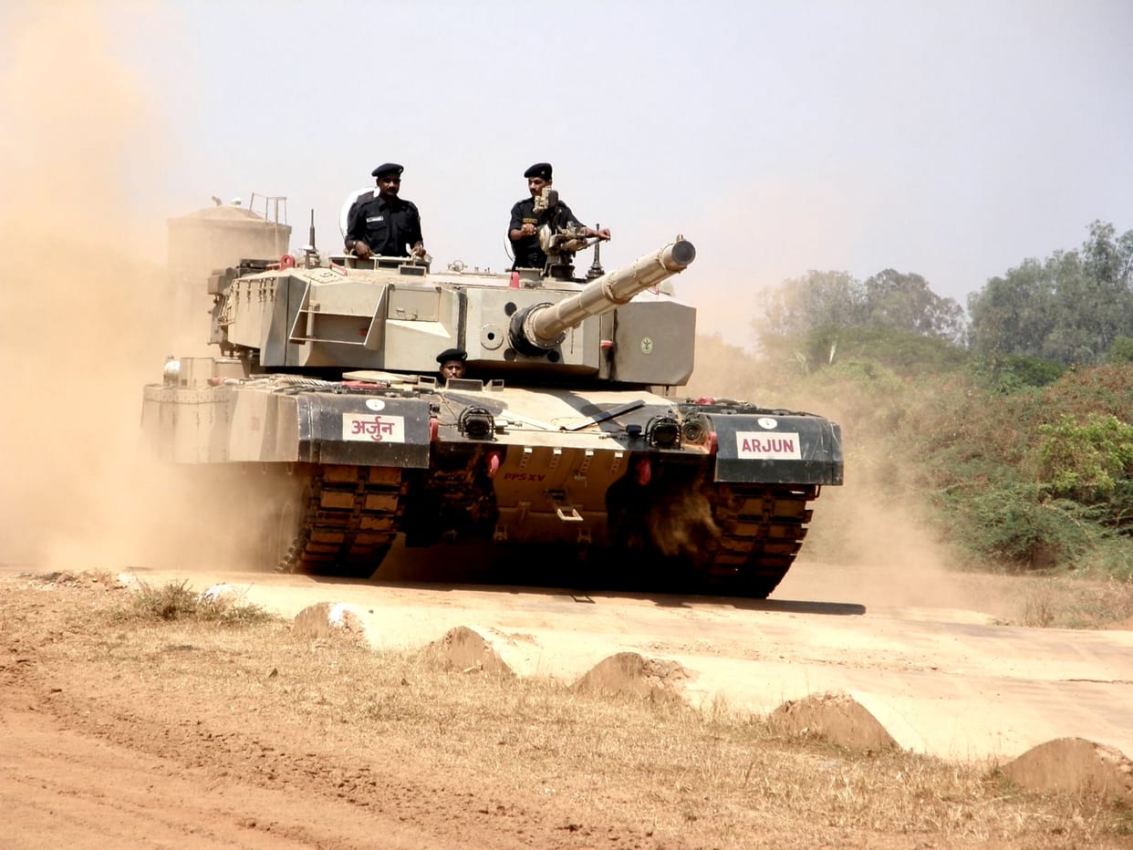 army demolished Pakistani posts by cannon 