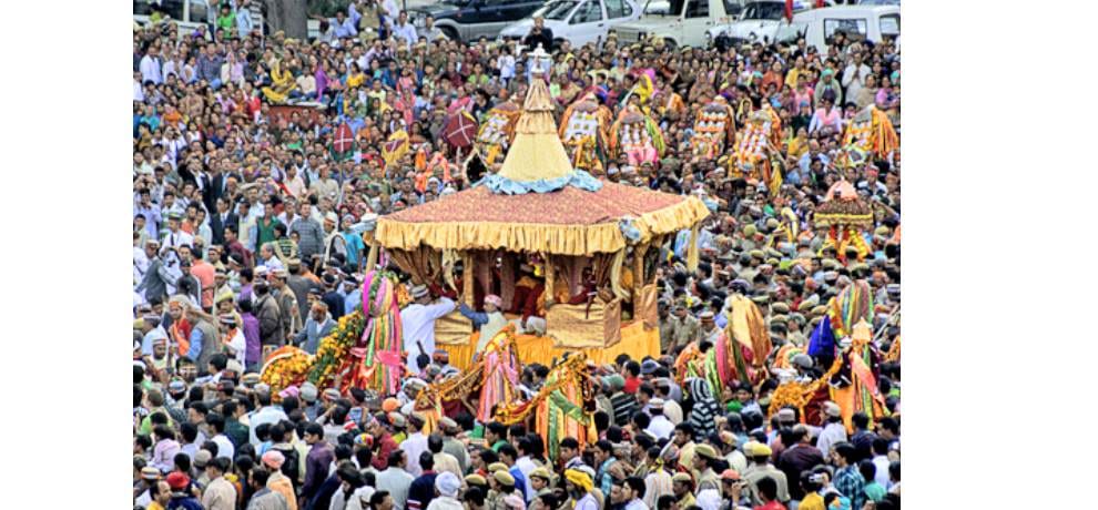 International kullu dussehra festival celebrations by hindu muslim and sikhs