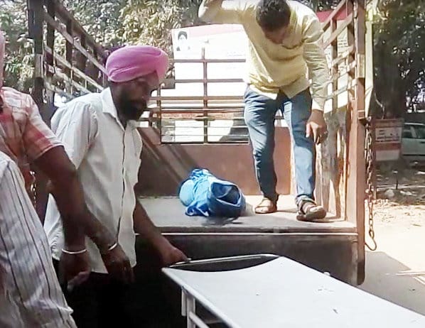 married lady jumped in canal with boy friend in ludhiana of punjab, dead body found