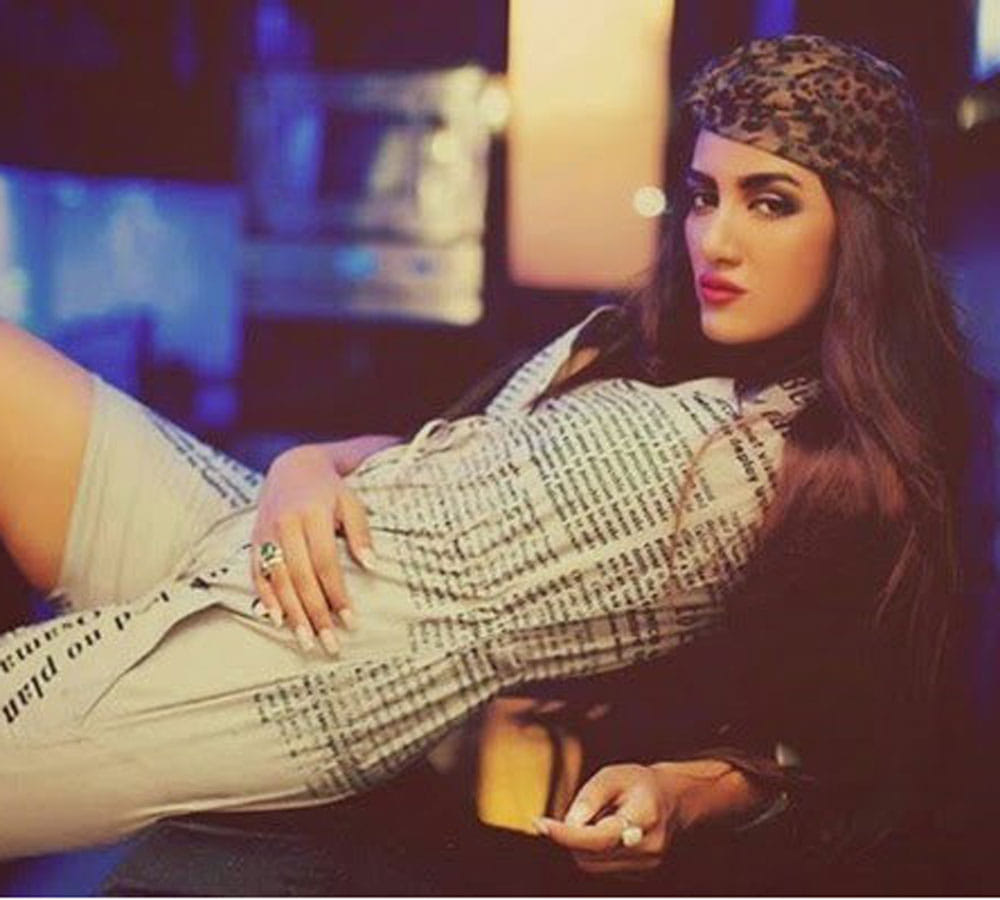 pakistani model mathira khan tweet about india pakistan relation