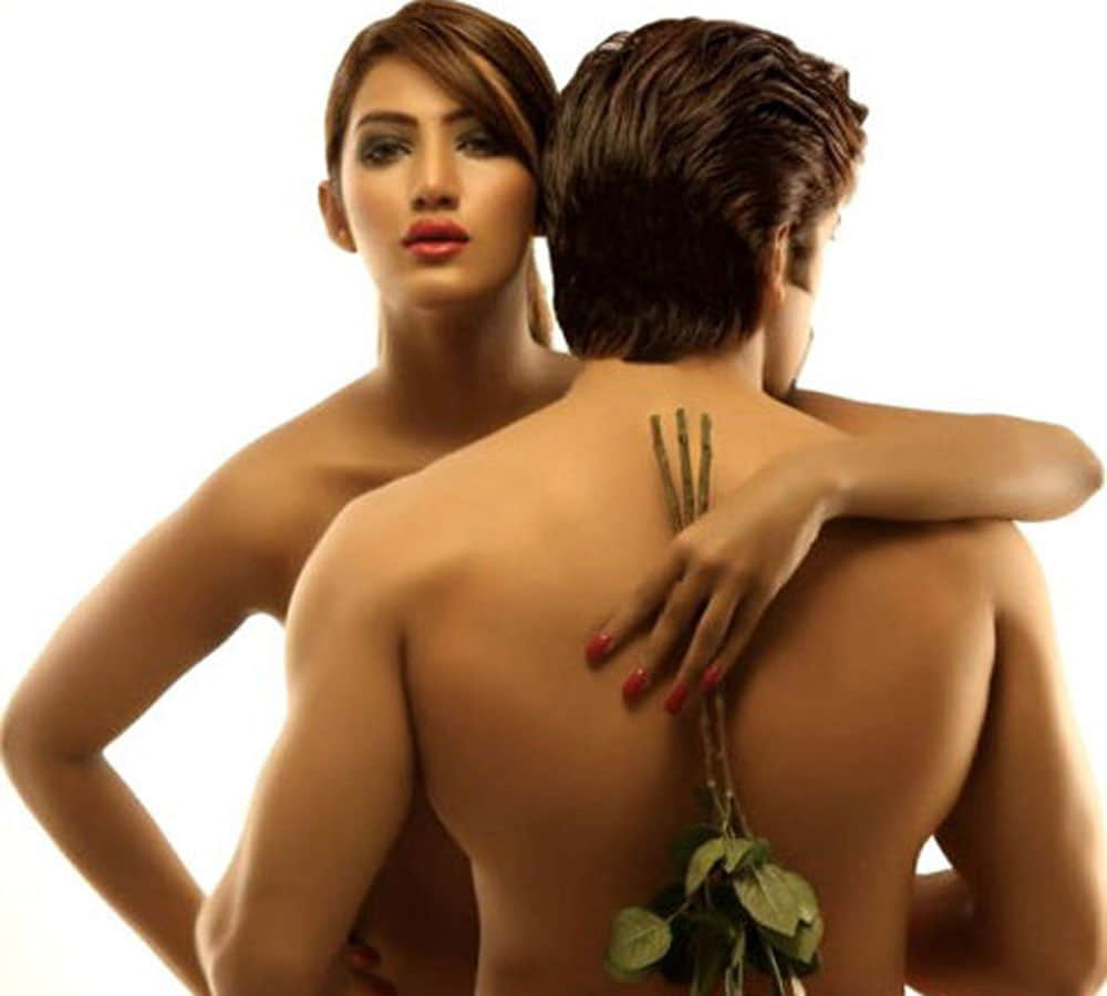 pakistani model mathira khan tweet about india pakistan relation