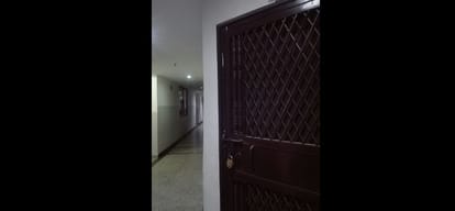 retired army doctor commits suicide after killing his five family members
