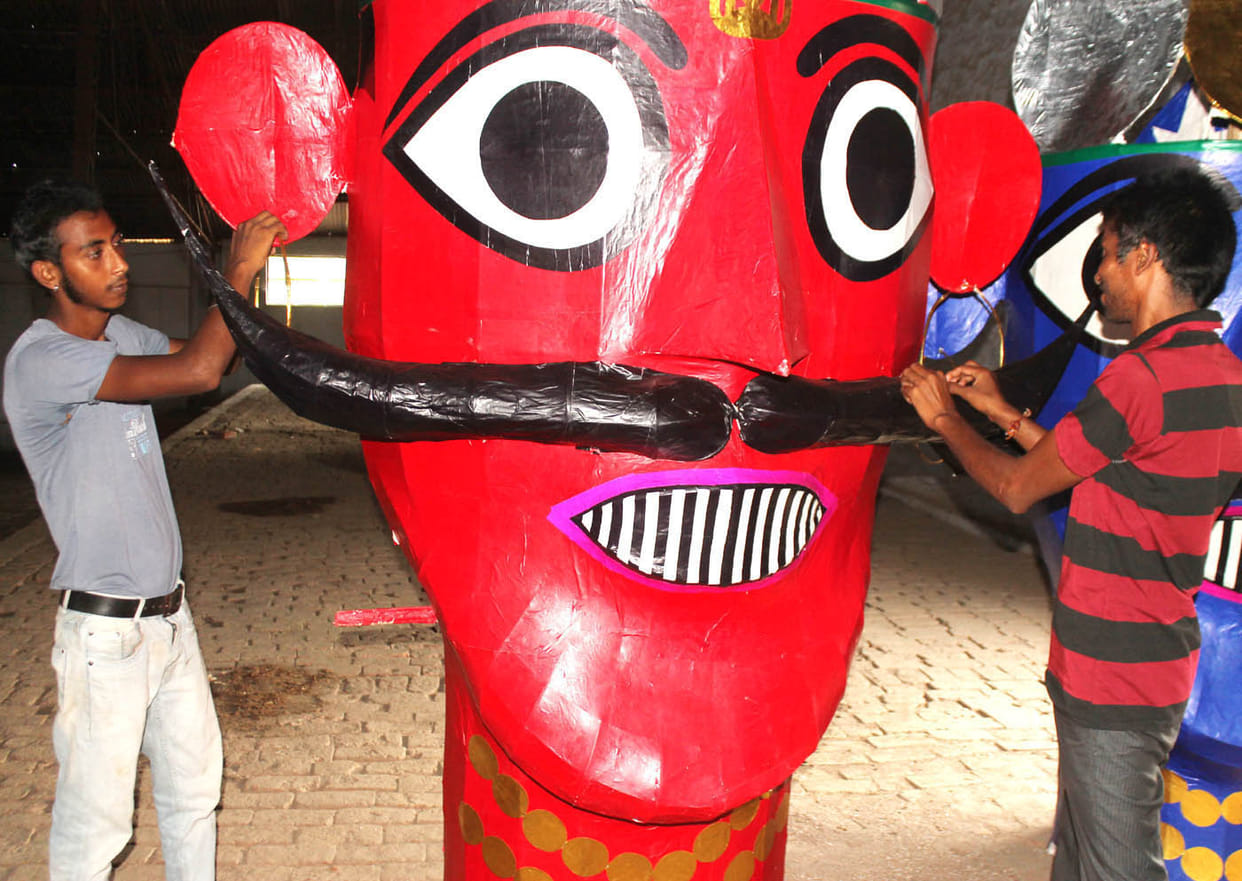  Ravana were burnt