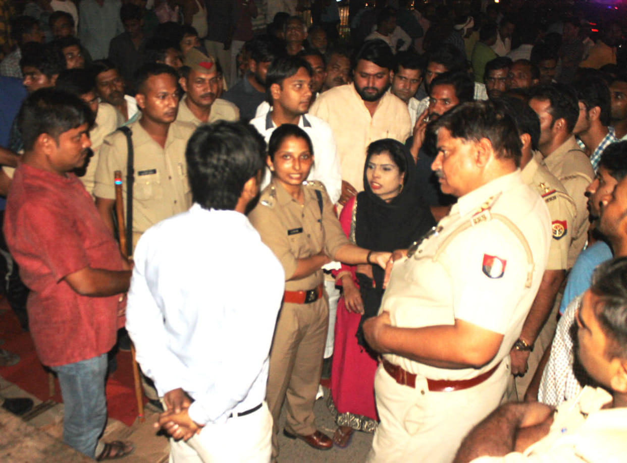 Seeing jagran outdoors raging captain, midnight commotion