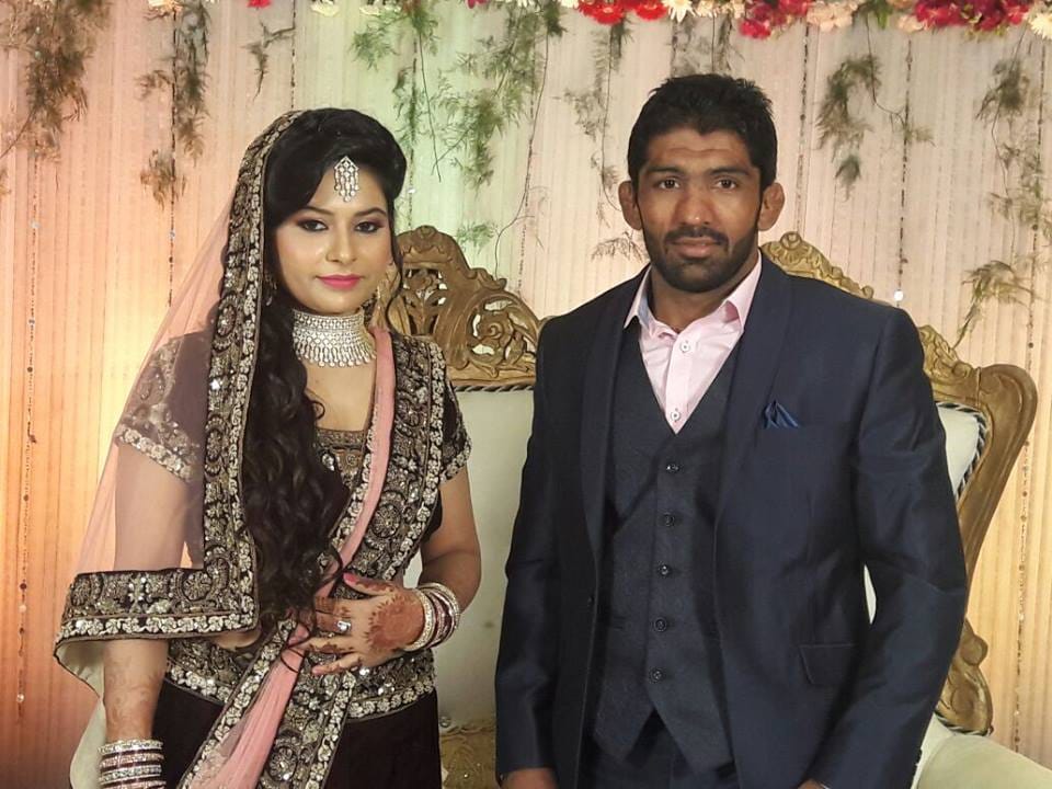 olympic medalist wrestler yogeshwar dutt ring ceramony pictures