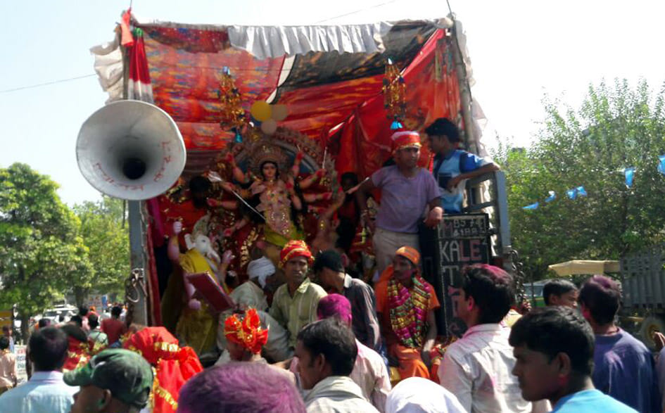 Shardanagr city streets red with the Gualala