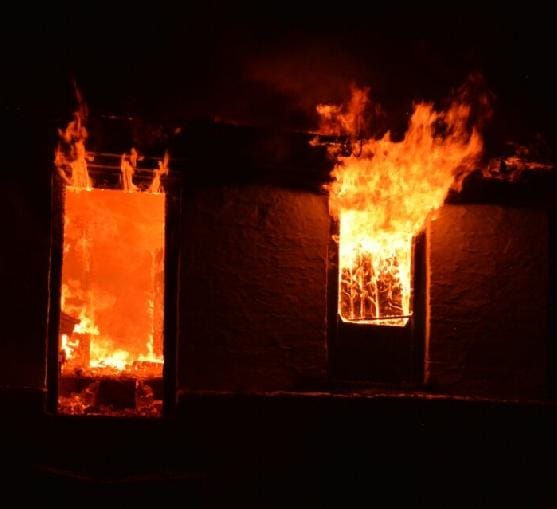 Pathuli fire in the village, destroyed belongings