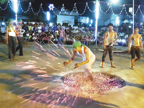 Tajiye out on the ninth of Muharram
