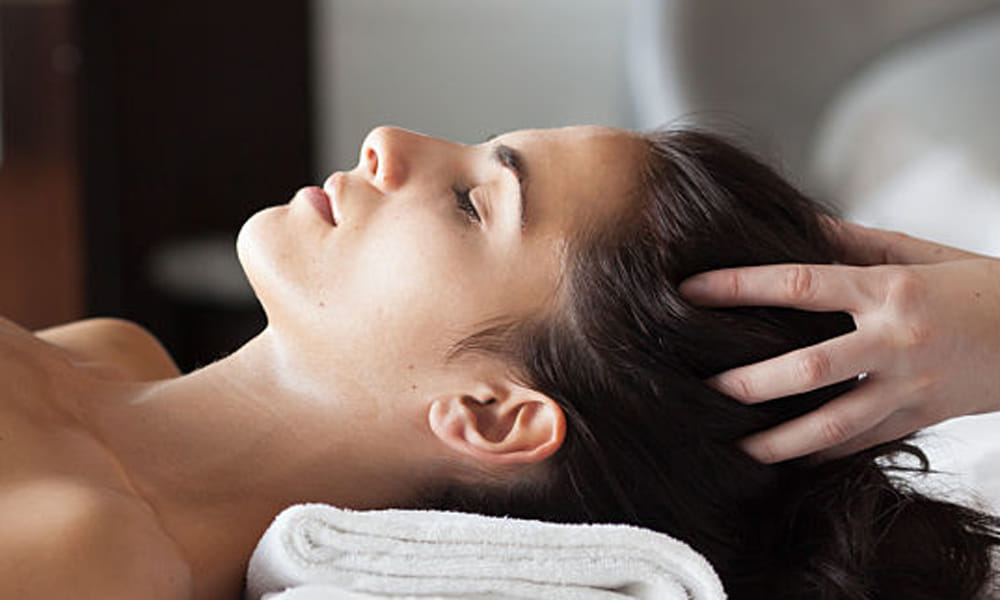 Know how to make camphor oil for hair loss remedy 