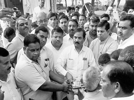 Five lakh to the next of kin