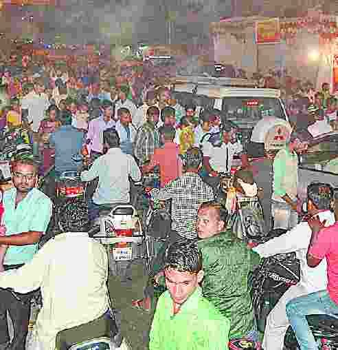 route diversion ke baad jaam