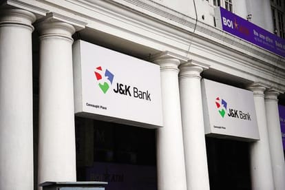 JAMMU AND KASHMIR BANK WILL NOT GIVE SHARE OF PROFIT TO CUSTOMER