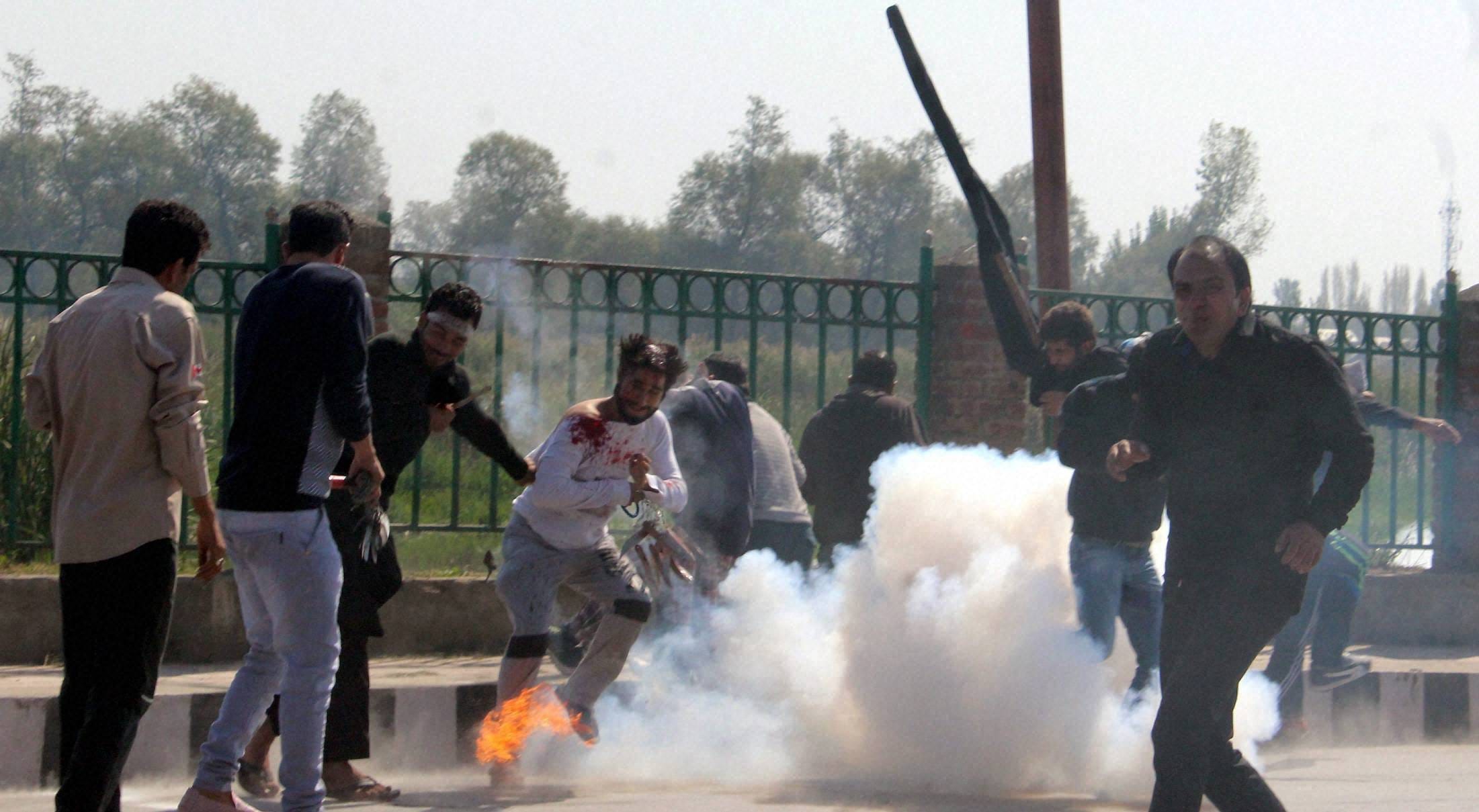 100 days of kashmir voilence changes lives in kashmir valley