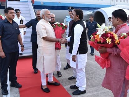 Prime minister narendra modi in Lucknow.