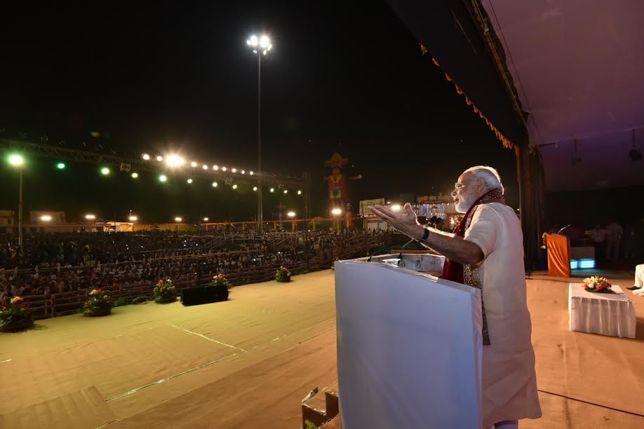 Prime minister narendra modi in Lucknow.