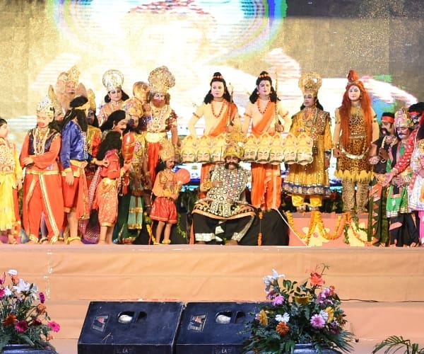 prime minister narendra modi in lucknow on vijay dashmi.