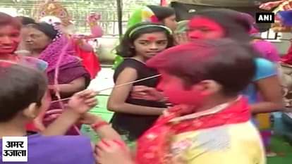 bengali women celebrate sindoor khela