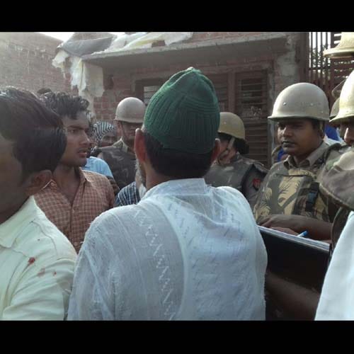 many injured of two community's in UP's Bareilly