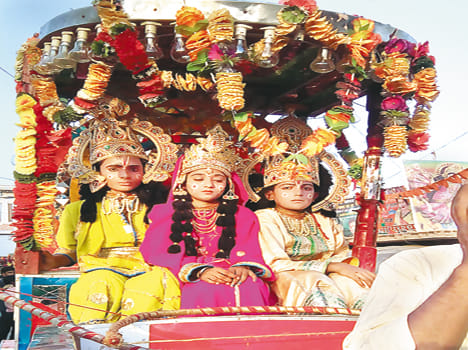The band came out with musical instruments procession of RAM