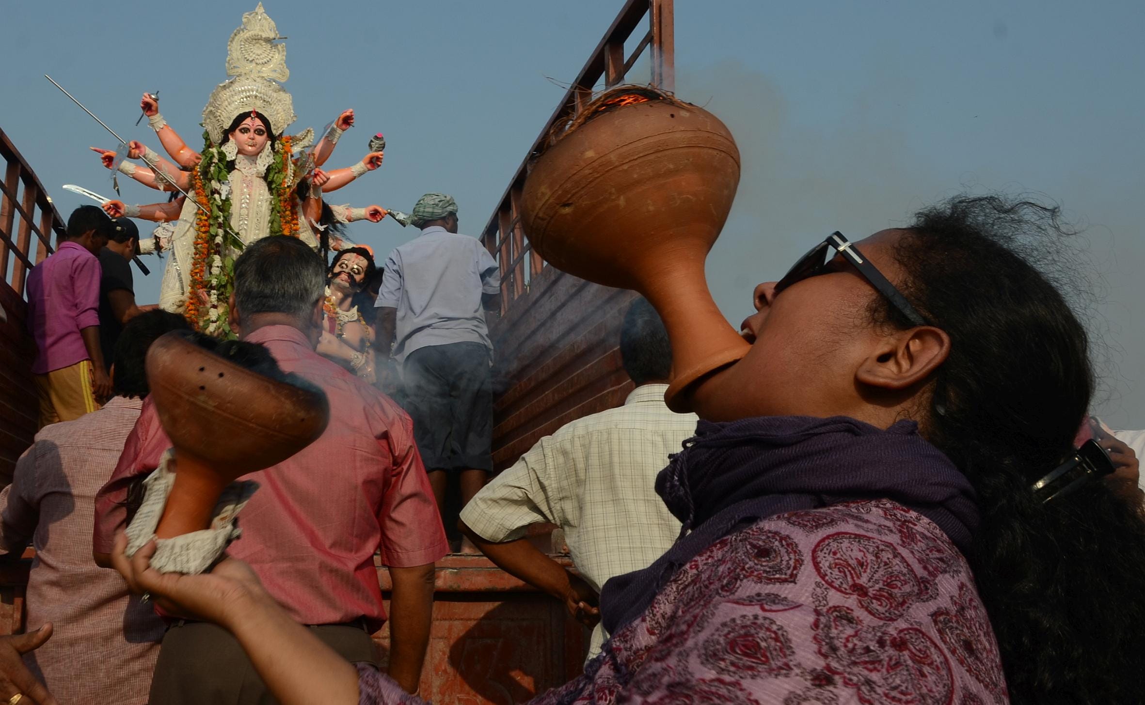 durga idol immersion in lucknow