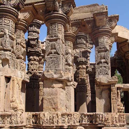 Kiradu Temple that turns humans into stones