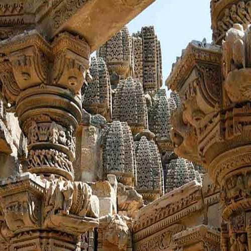 Kiradu Temple that turns humans into stones