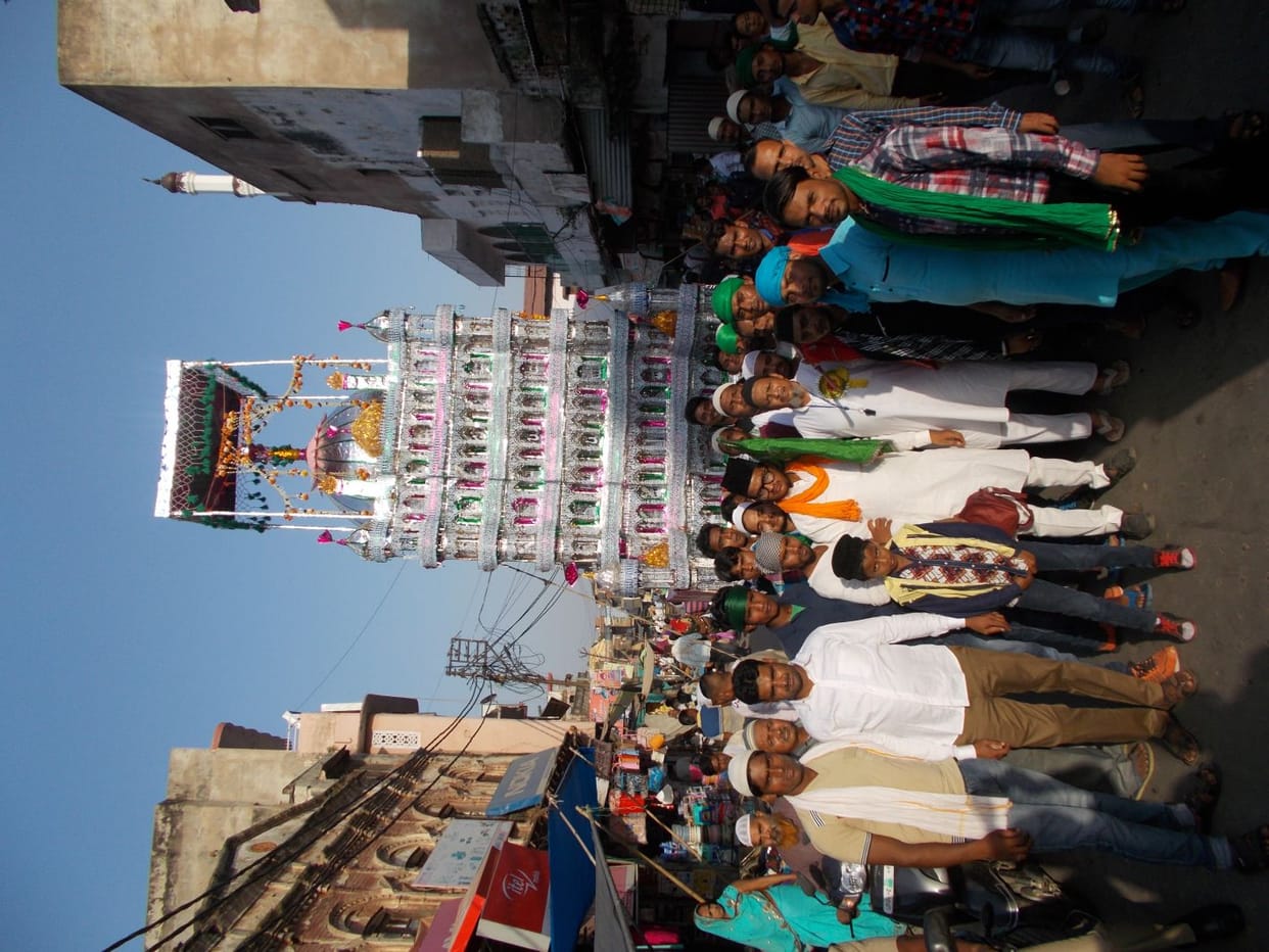 Tajiye inconsolable atmosphere around the handed-e-