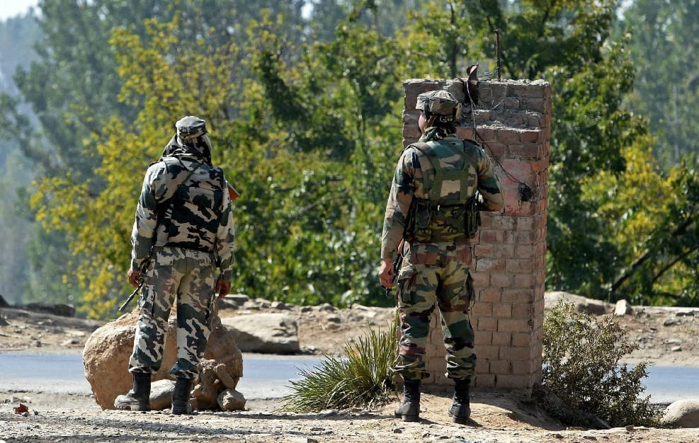 encounter between terrorists and army underway in bandipora