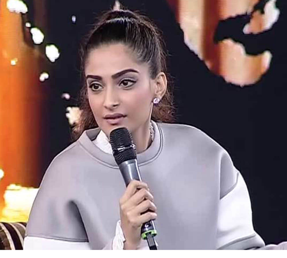 sonam kapoor talks about her brother harshvardhan life
