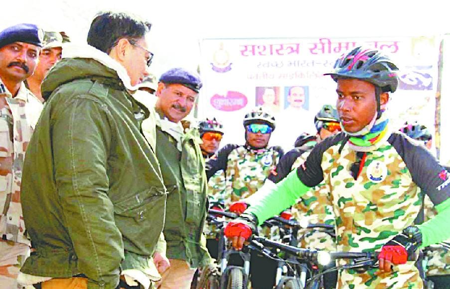 Rijiju biking rally was flagged off from Nabidang