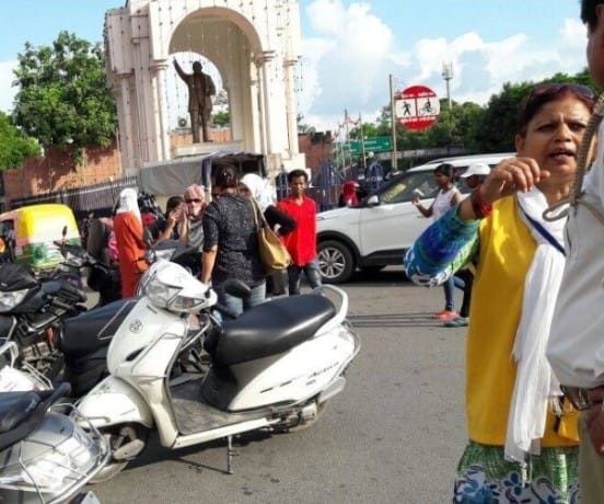 girls excuses on traffic rule checking