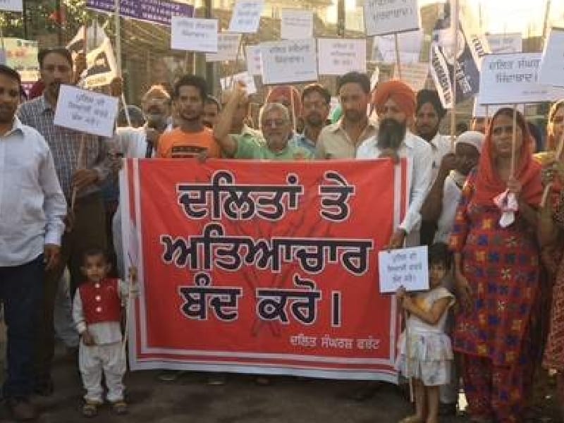 accident, two student died, one injured, patiala