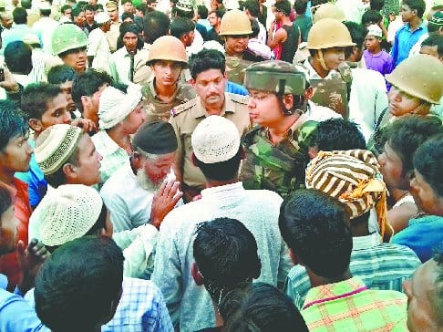 Nawabganj organically during the procession, 25 injured