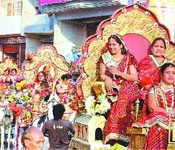 The procession drew a crowd of worshipers