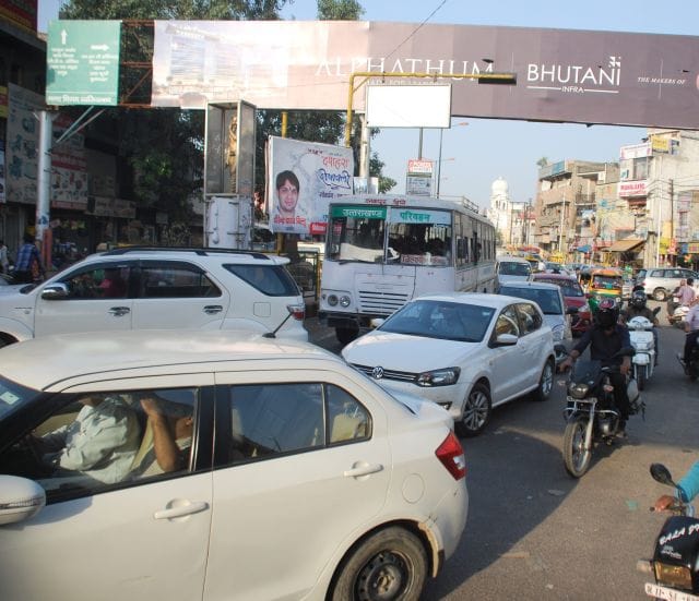 Diversion routes in the city were jammed