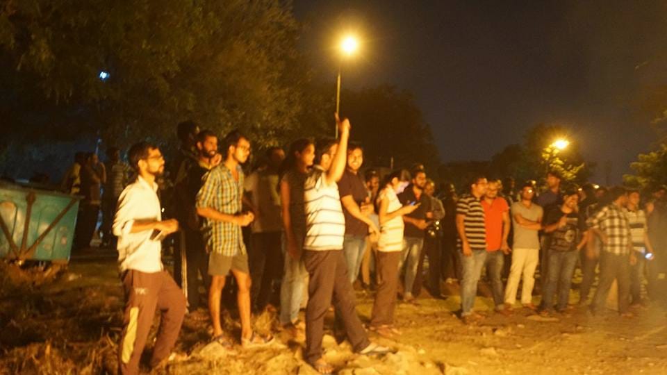 on dussehra eve jnu burns effigy of modi and ramdev instead of ravana
