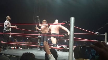 foreign wrestlers beaten by the great khali in ring during cwe fight, watch here the video