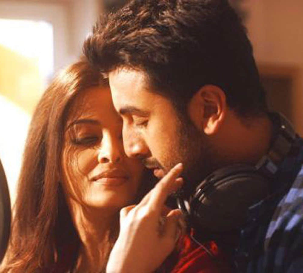 censor board cut ranbeer and aishwarya intimate scene