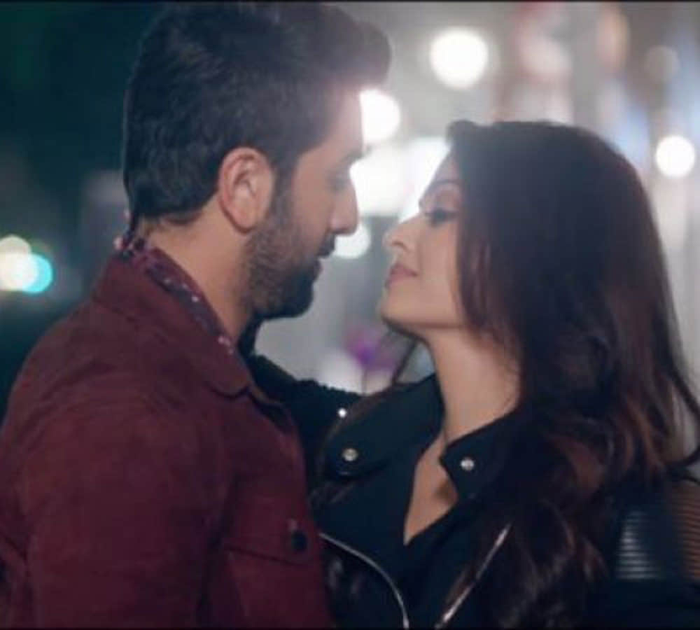 censor board cut ranbeer and aishwarya intimate scene