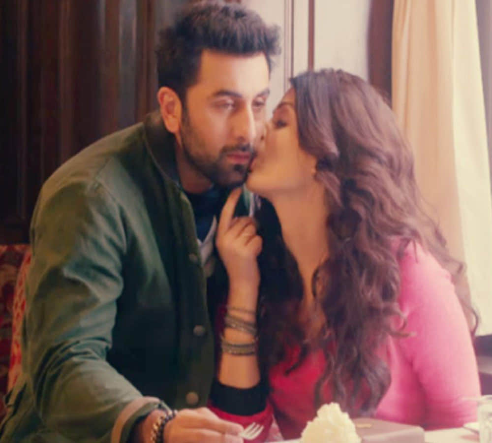 censor board cut ranbeer and aishwarya intimate scene