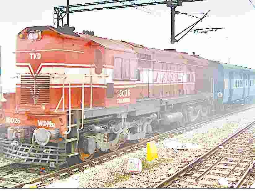 9 ghante late pahuchi
